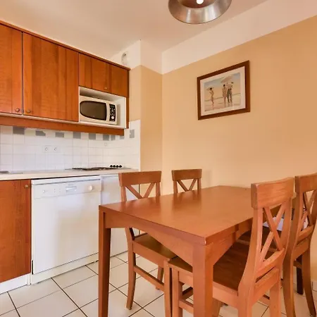 Résidence Les Grands Pins - Maeva - 2 Pièces 5 Personnes - Confort Mae-0384 * Maubuisson