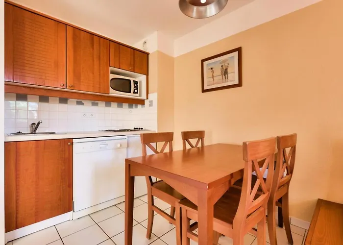 Résidence Les Grands Pins - Maeva - 2 Pièces 5 Personnes - Confort Mae-0384 * Maubuisson